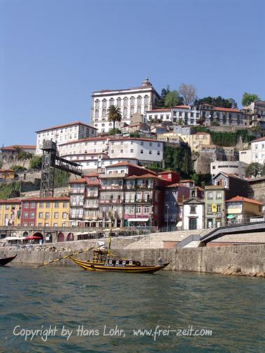 We explore Porto, Portugal 2009, DSC01376b_H555